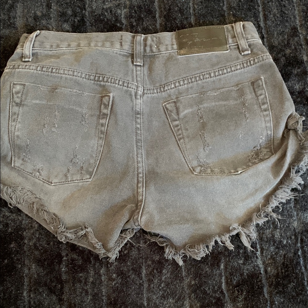 One Teaspoon Relaxed Fit Black Distressed Button Fly Long Rise Jean Shorts Sz 22 - Picture 12 of 14